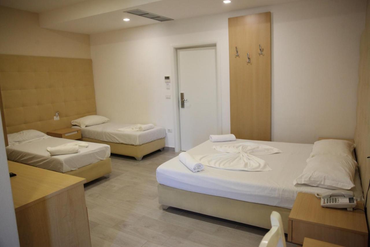 Freskia Resort Velipoje Bagian luar foto