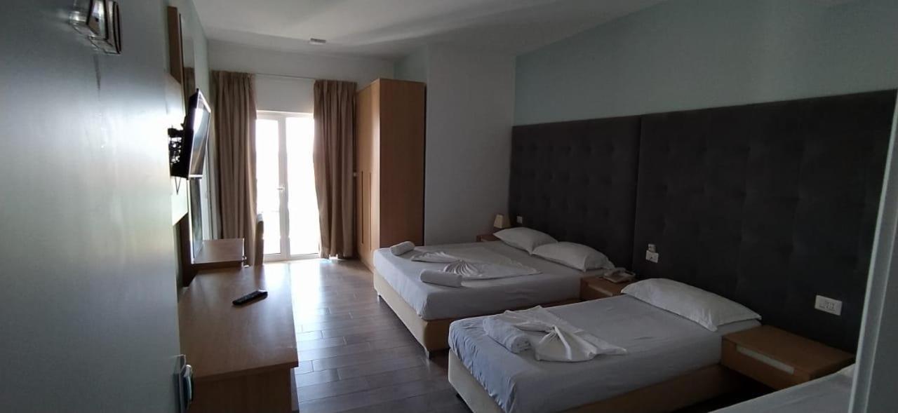 Freskia Resort Velipoje Bagian luar foto